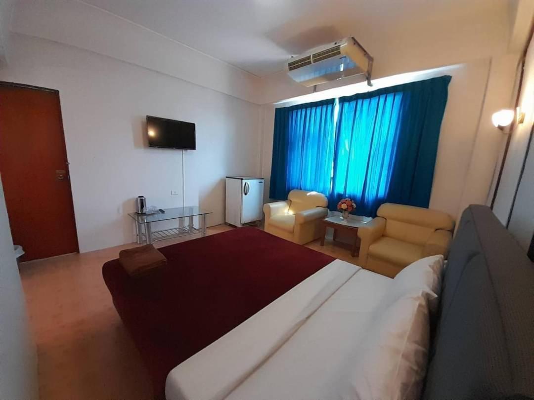 Indra Hotel Hatyai Hat Yai Exteriör bild
