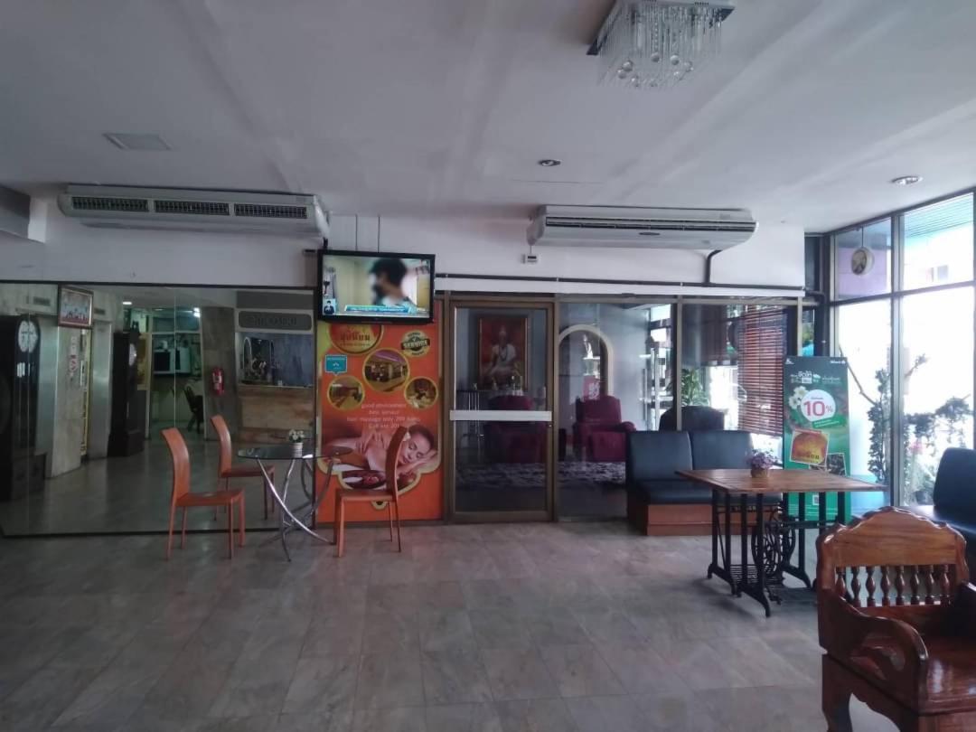 Indra Hotel Hatyai Hat Yai Exteriör bild